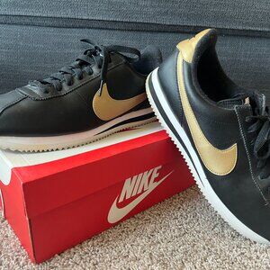 Nike Cortez Black/Metallic Gold-White Size 11.5